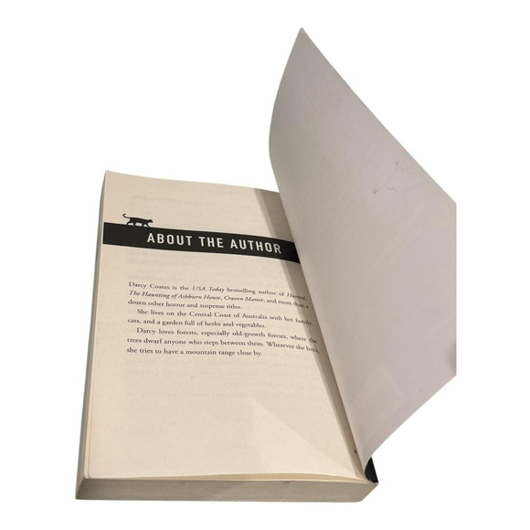 The Hollow Dead Darcy Coates Gravekeeper #4 Horror Paranormal Mystery Softcover - Picture 8 of 8